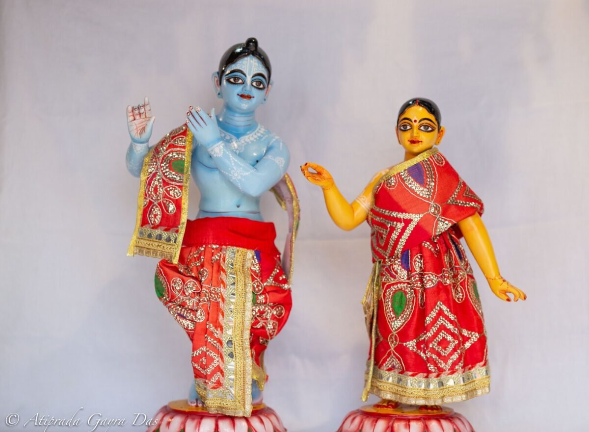 Big size Shri Shri Radha Krishna , handmade, Hare Krishna, Krishna God, Krishna murti