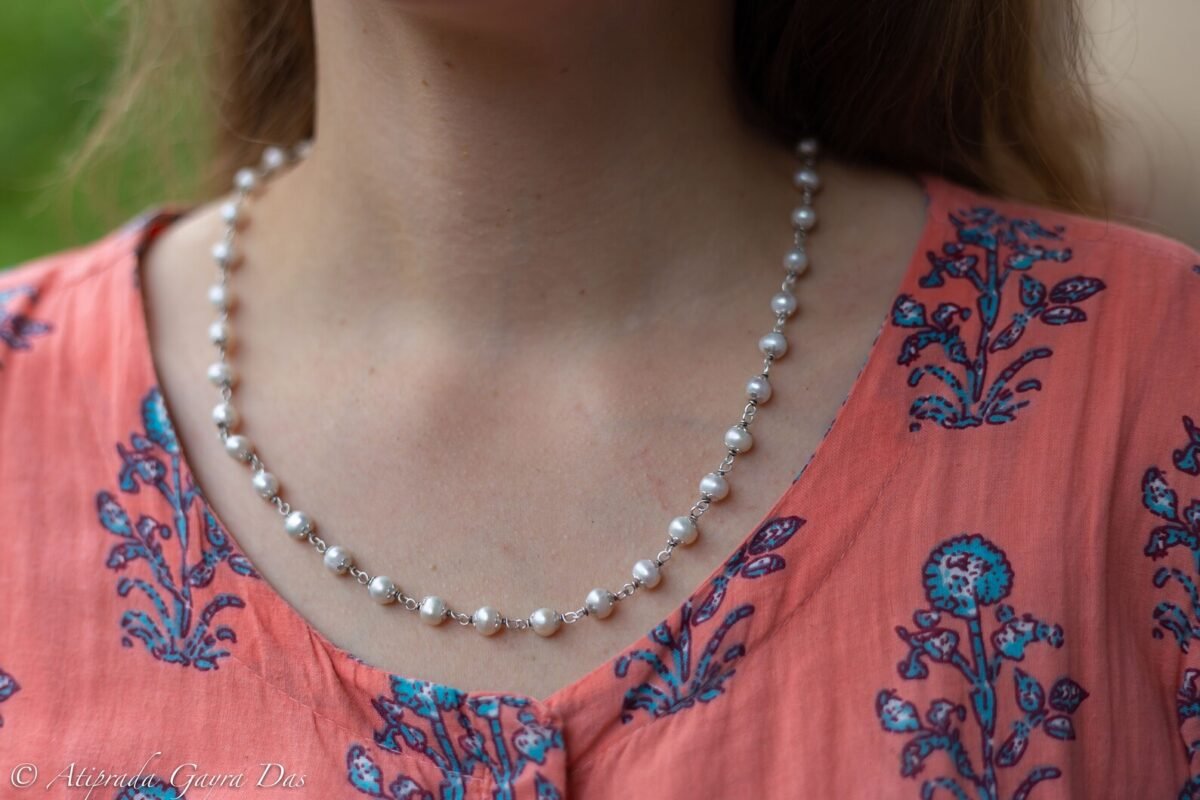 Pearls in Silver from the India, stylish and high quality Handmade, necklace - hare krishna