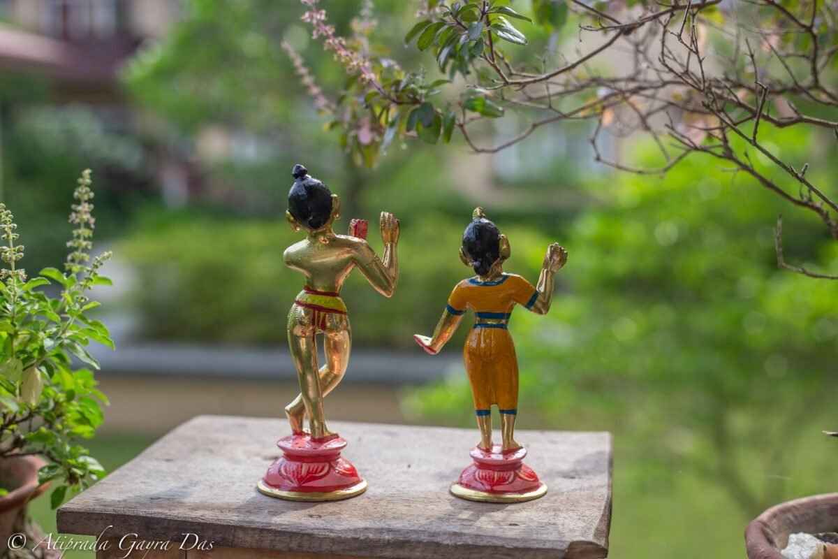 Beautiful Shri Shri Radha Krishna , handmade, Hare Krishna, Krishna God, Krishna murti