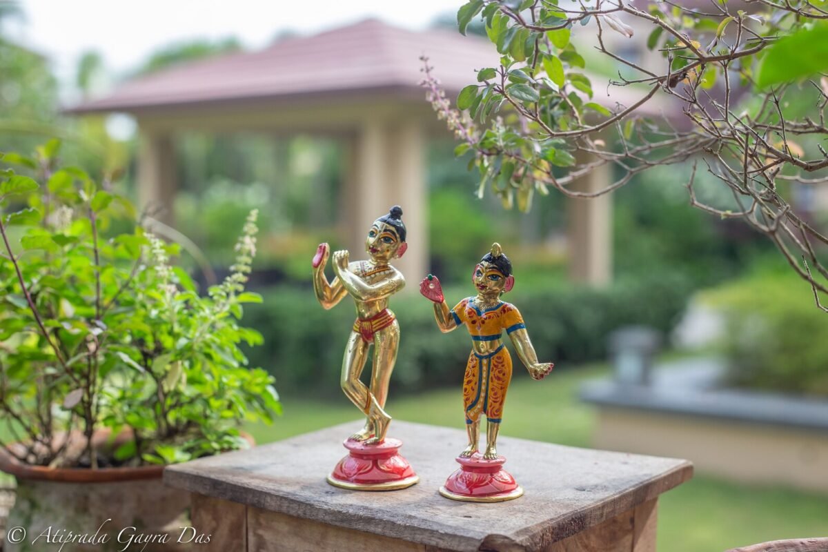 Beautiful Shri Shri Radha Krishna , handmade, Hare Krishna, Krishna God, Krishna murti