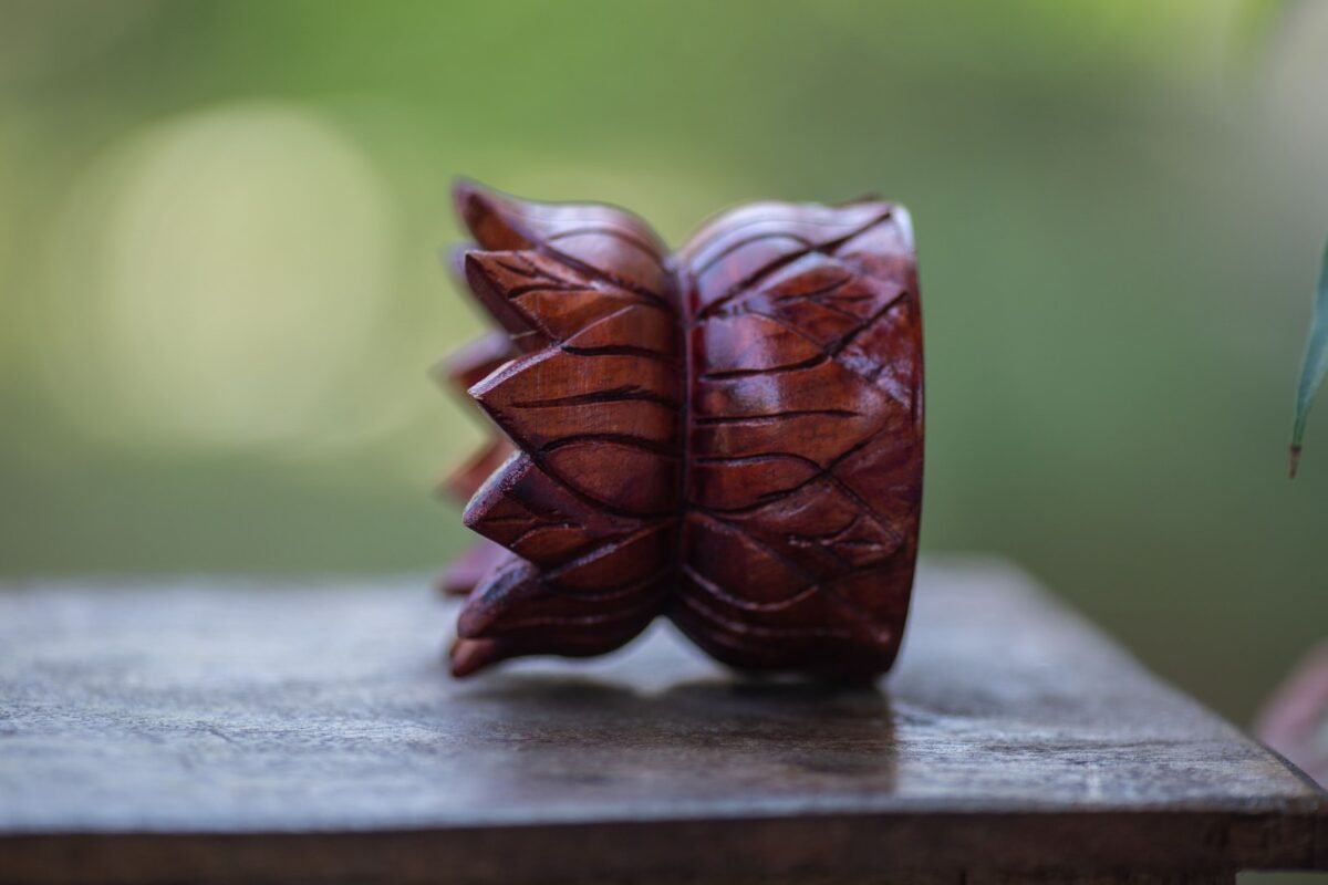 Wooden lotus (one) stand, Asana for Govardhan, Shaligramm, lotus height 3 Inches, diameter 3.3 inches