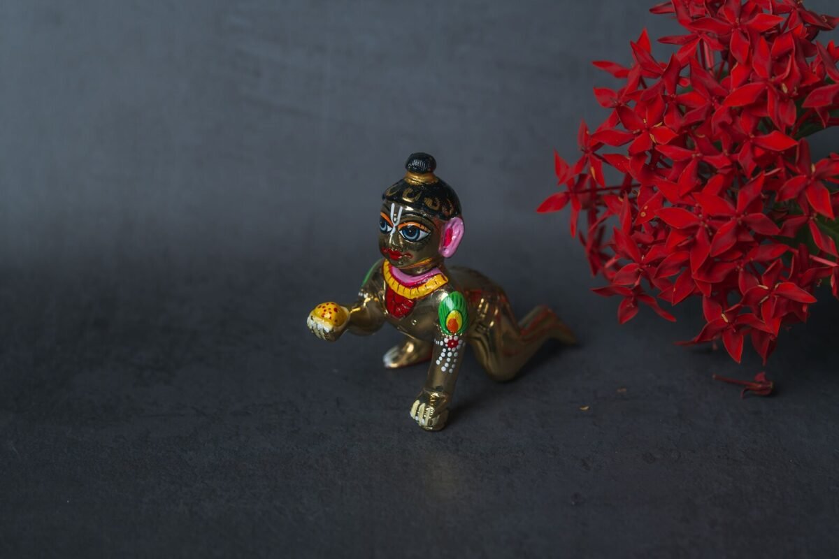 3" inches Beautiful Laddu Gopal murti ,deity God, Murti God,Hare Krishna, Spiritual things, Holy things.(be sure to read the description)