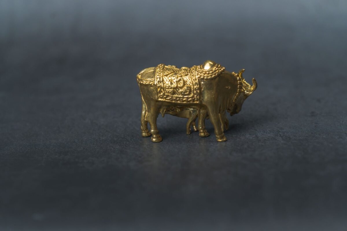 Beautiful brass Cow 1.5 inch,Surabhi for Altar figurines, Cow statue, Hare Krishna, altar decorations, Indian Cow, White Cow, Metal