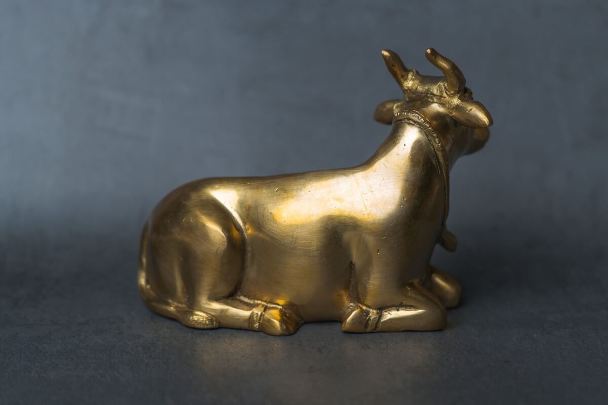 Beautiful Brass Cow/ Nandi ,Surabhi for Altar figurines, Cow statue, Hare Krishna, altar decorations, Indian Cow,Cow,Metal sculpture