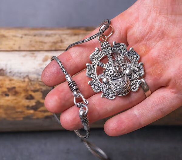 Silver Chain wwithout Jagannath silver pendant . face Handmadenecklace -hare krishna kanthi mala,Krishna Style, Holy name