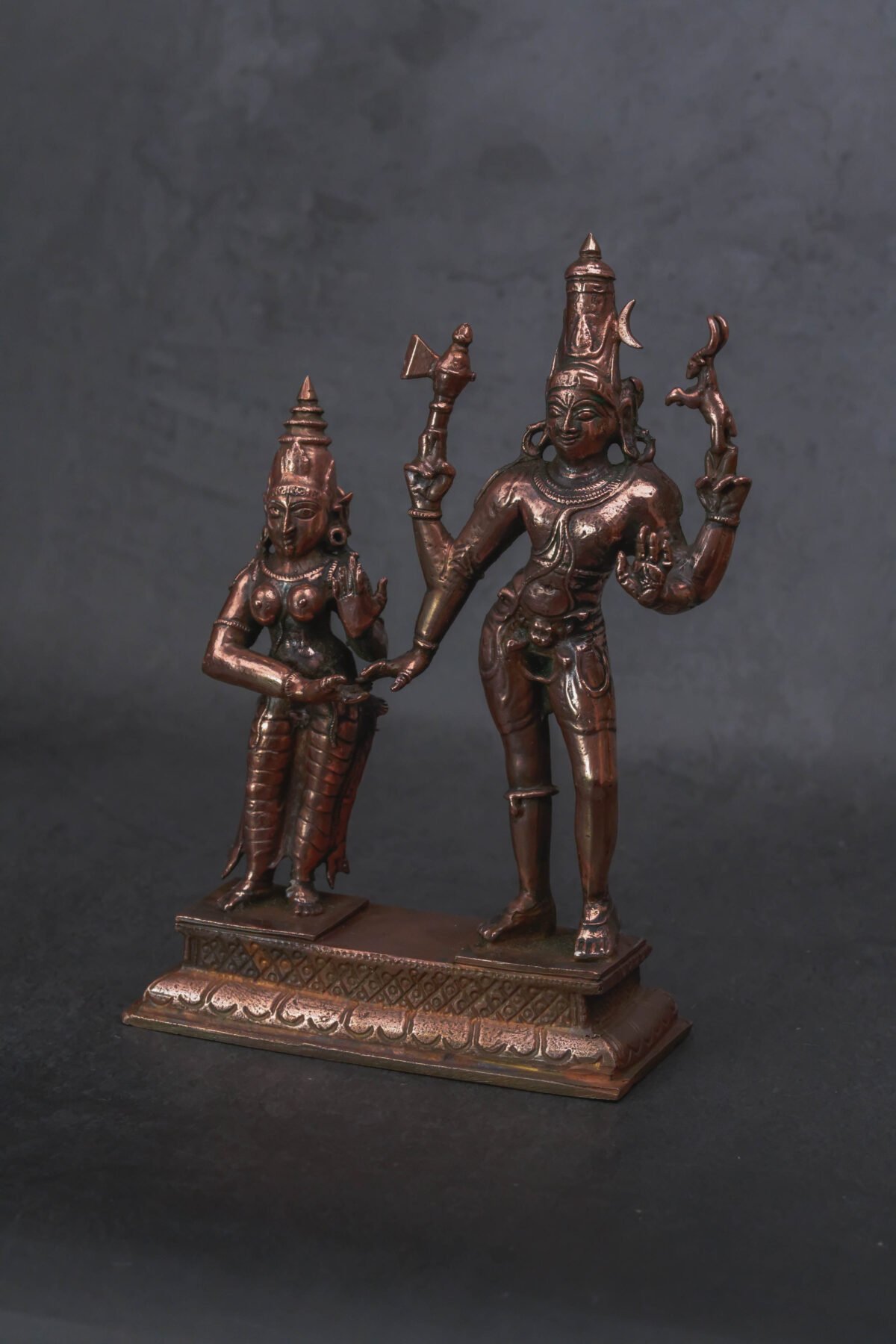 Copper Handmade  Shiva and Parvathi 562 Gram Murti.