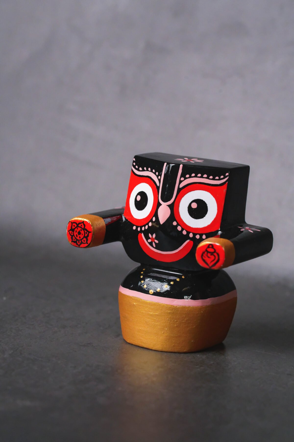 Amazing Jagannath Patitta-Pavana 3 inches hand made, Hare Krishna