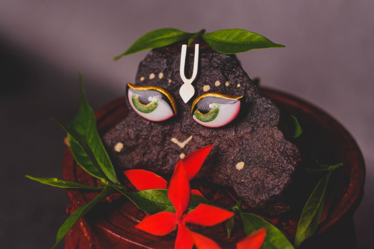 Eyes for Deities (Govardhan or Shaligram) , Krishna Style, Hare Krishna, Giriraj eyes.