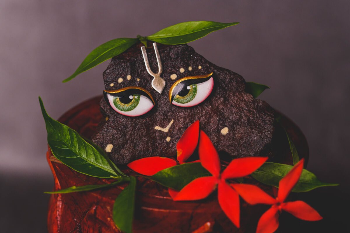 Eyes for Deities (Govardhan or Shaligram) , Krishna Style, Hare Krishna, Giriraj eyes.