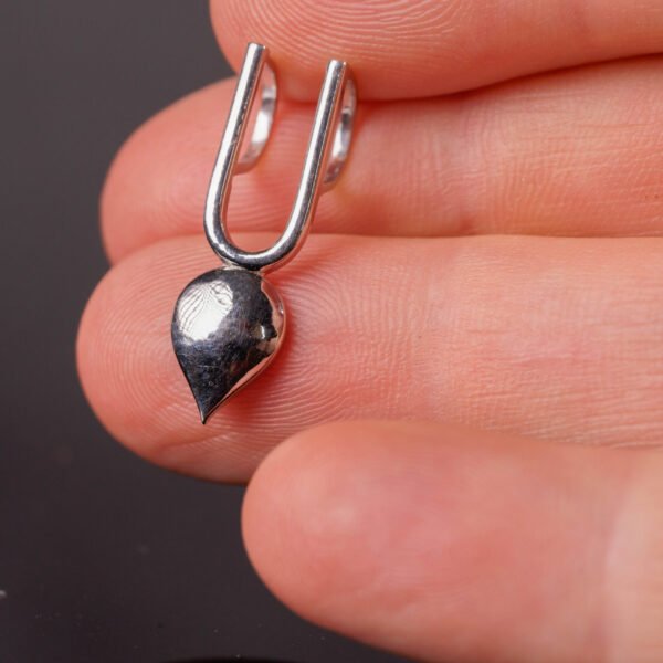 Tilak pendant is a beautiful representation of spiritual devotion  silver 92.5,High-Quality details, Hare Krishna, Vayshnava pendant