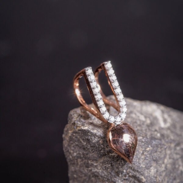 Rose Gold Tilak  Pendant  from Mayapur, Radhe Style, Hare Krishna 10 karat