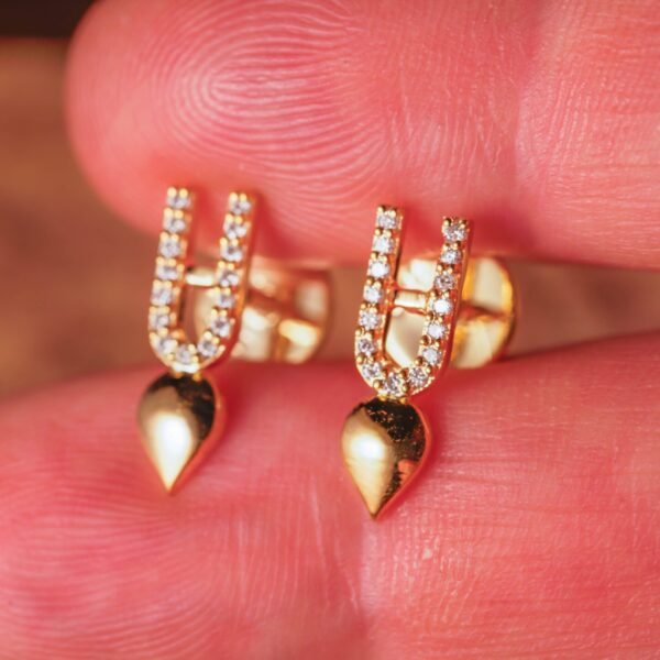 These exquisite Tilak Silver Earrings are a beautiful and meaningful expression of Vaishnava