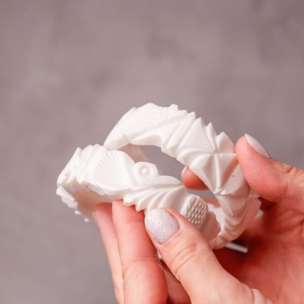 A bracelet made from a conch is a deeply symbolic piece of jewelry, with a rich history rooted in Indian culture and spirituality.