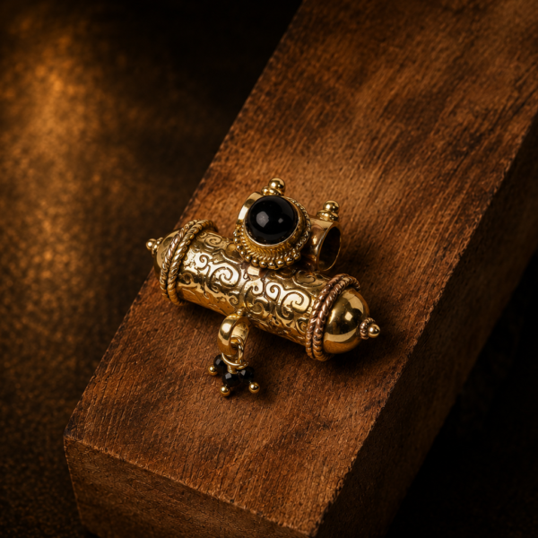 Nrisimhadev Kavacha Pendant 1 Inch Panchaloha with Black Onyx